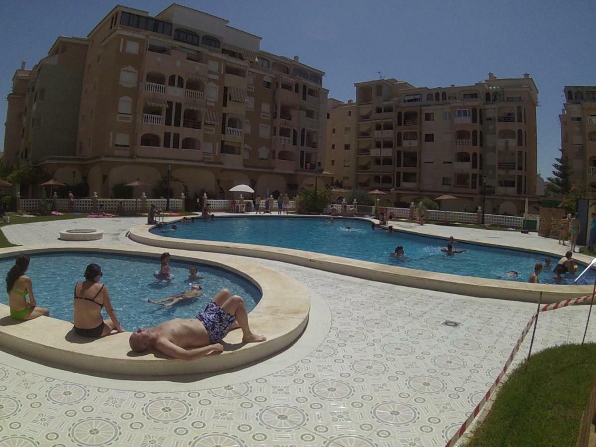 Apartment To Rent In Costa Blanca Torrevieja Buitenkant foto